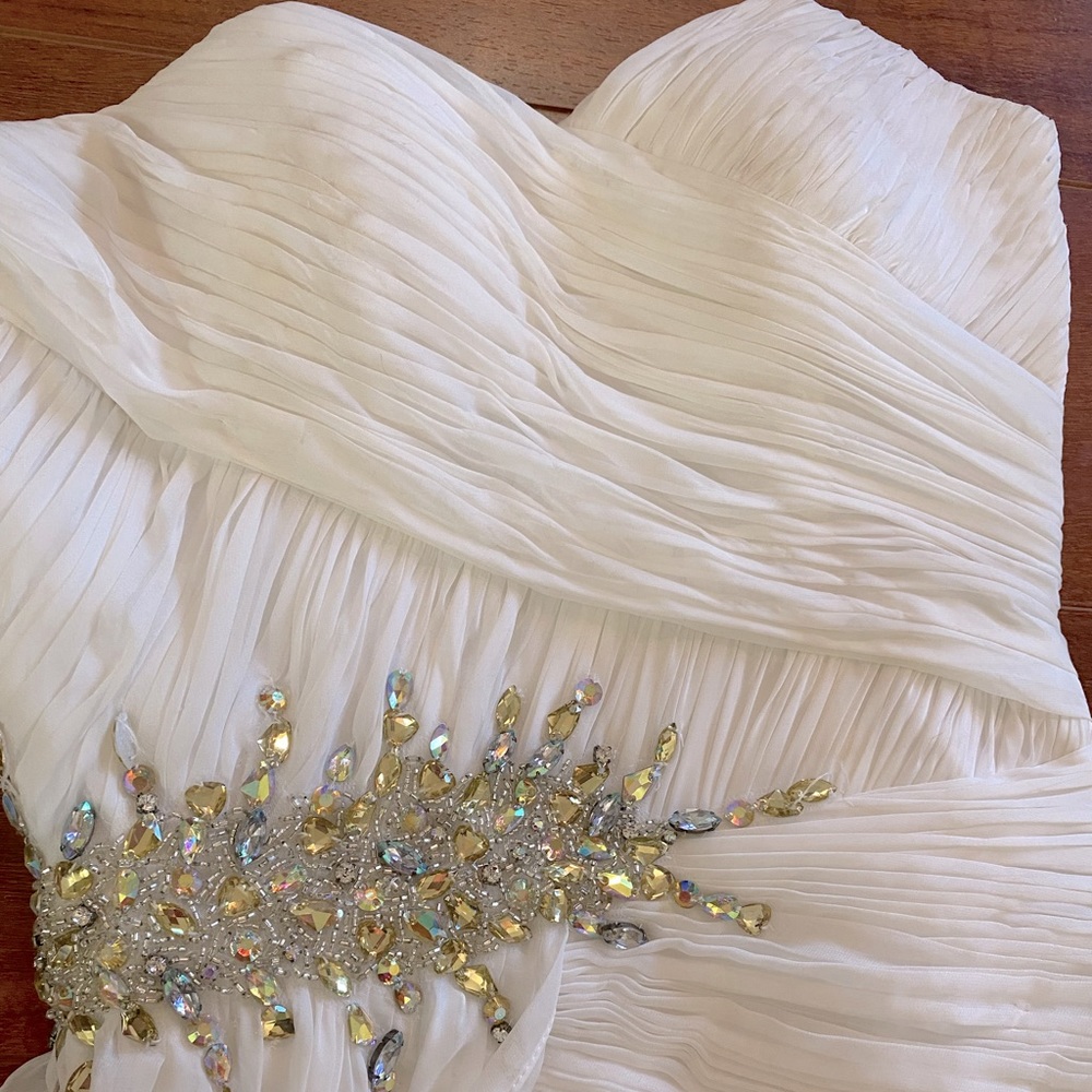 Mac Duggal White Gown